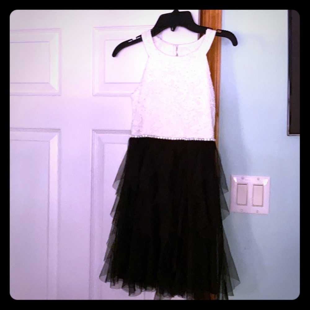Girls dress